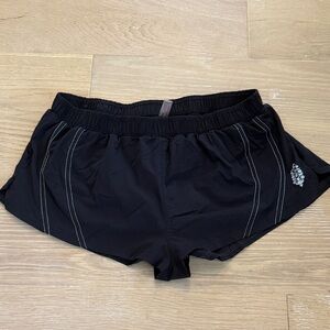 Free People Movement Black Athletic Shorts size xs